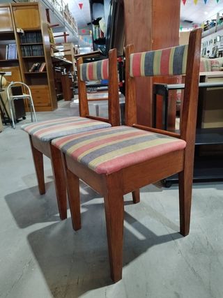 2 SILLAS VINTAGE