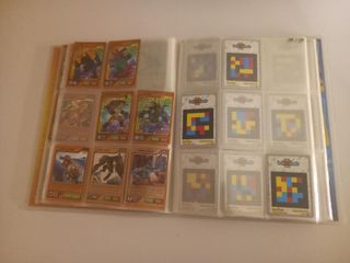 Album de cartas Invizimals Nueva Alianza