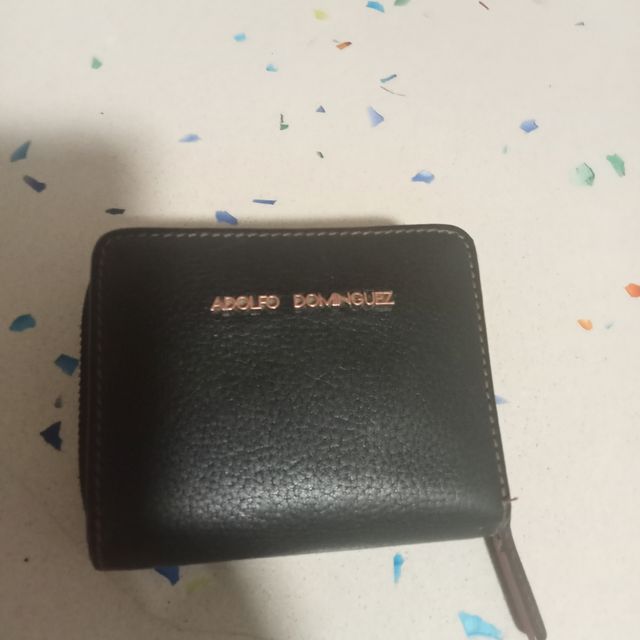 Cartera monedero de piel Adolfo