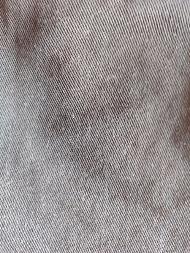 Pantalón blanco y negro