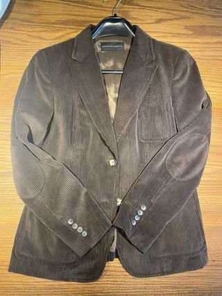 Chaqueta Purificación García de pana 