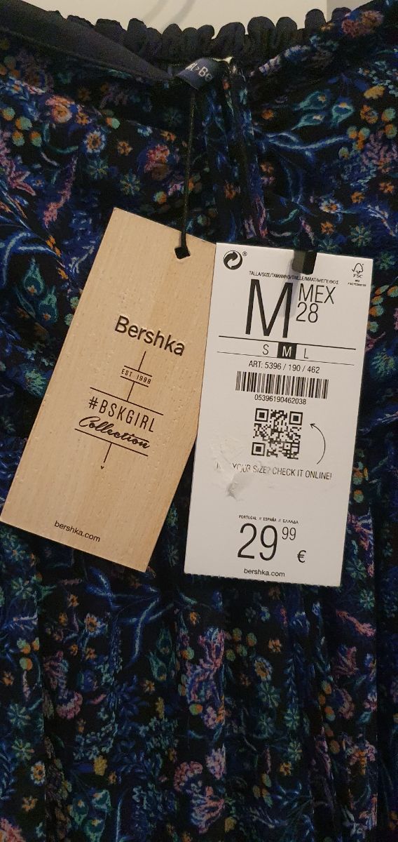 Vestido palabra honor Bershka