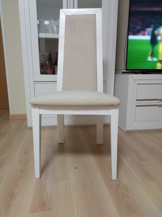 Silla salón o dormitorio madera lacada en blanco
