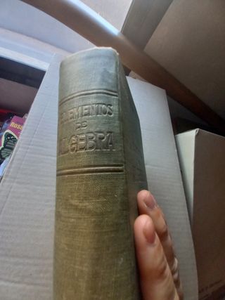 Libro de Álgebra y su solucionario. 1a edición.