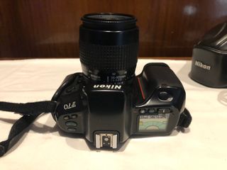 CÁMARA REFLEX NIKON F70 AF NIKKOR 35-80MM 1:4-5.6D