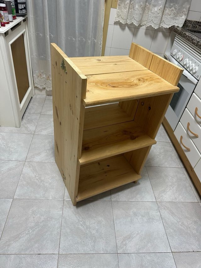 Estanteria de madera