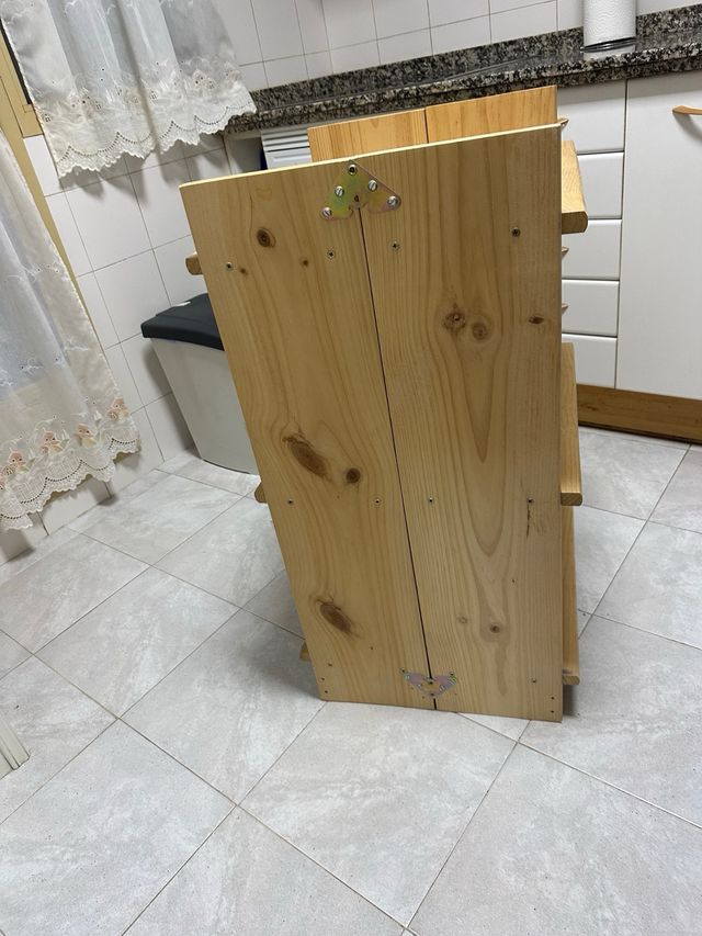 Estanteria de madera