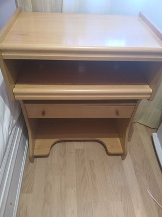 Mesa escritorio o TV