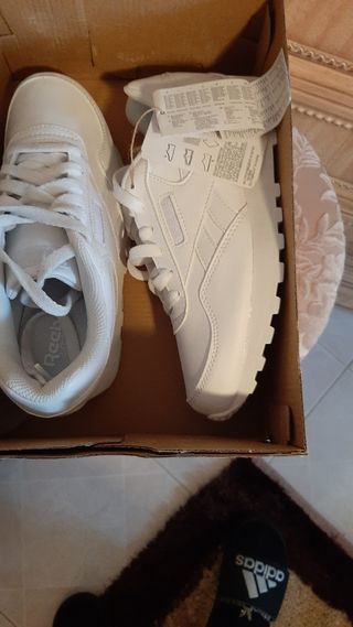 Zapatillas Reebok  nuevas 