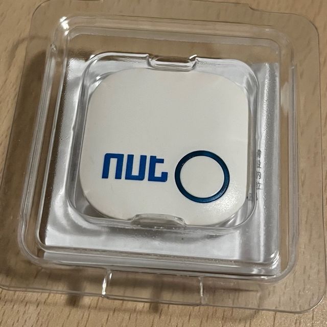 2 NUT mini Bluetooth tracker