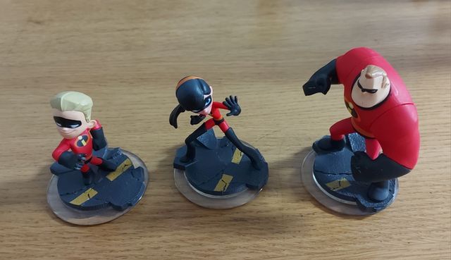 Disney Infinity 3.0 Wii+Base+11 Figuras.