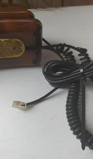 Teléfono de madera años 80