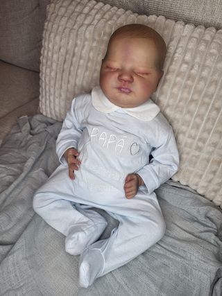 Bebe reborn muñeco