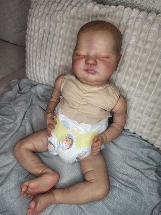 Bebe reborn muñeco