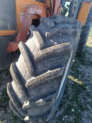 Tractor Renault 103-54 ( Doble tracción)