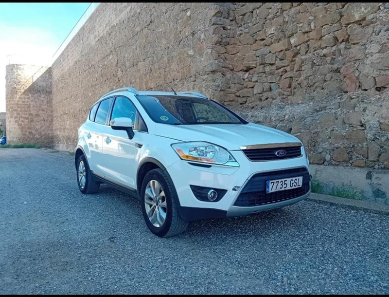 Ford Kuga 2009 - foto 1
