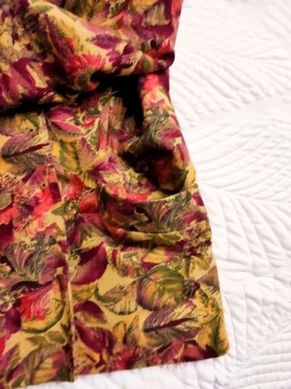 Chaqueta vintage floral tipo terciopelo