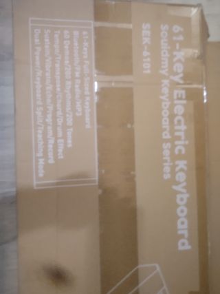 Teclado eléctrico. No se hacen envio. Entrega en m