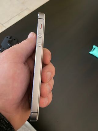 iPhone 5s 16gb (LEGGERE BENE)