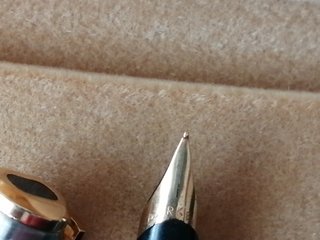 Pluma Parker Made in USA.
