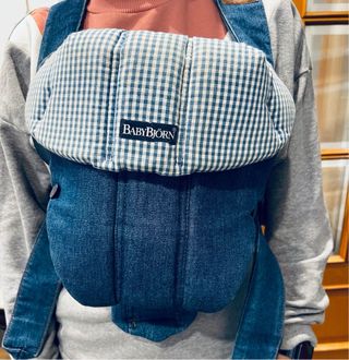 Mochila porteo babyBjörn tejana