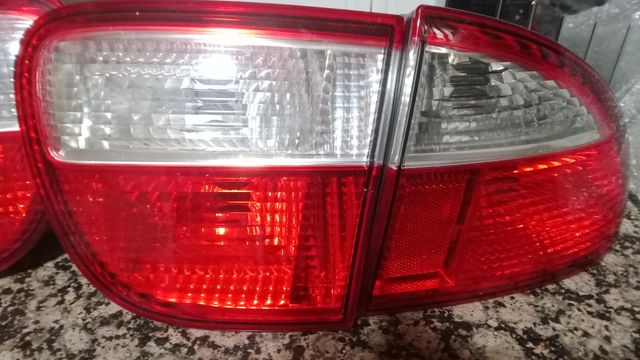 Pilotos traseros Seat leon