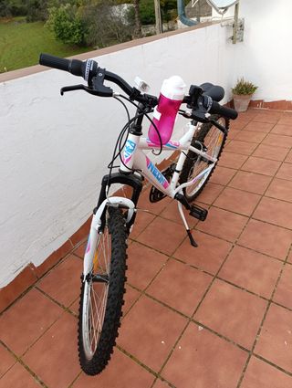 Bicicleta de montaña 24"como nueva