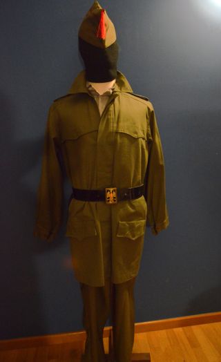 Uniforme de soldado militar española Epoca Franco