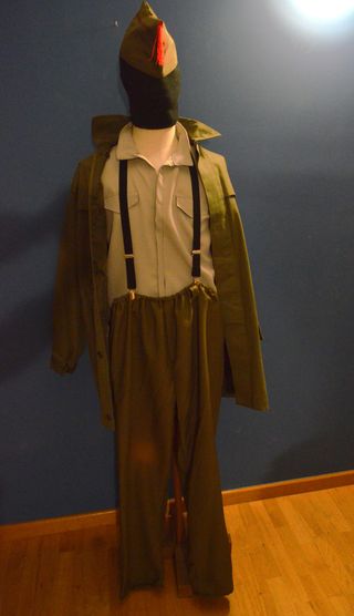 Uniforme de soldado militar española Epoca Franco