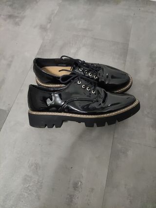 Zapatos negros mujer de cordones