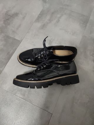 Zapatos negros mujer de cordones