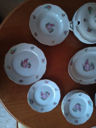 Vajilla antigua Vargas Segovia