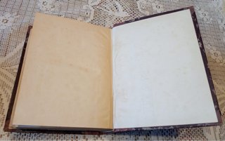 3 libro escolares antiguos.