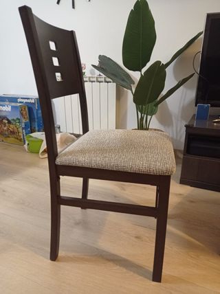 Mueble comedor completo + 4 sillas