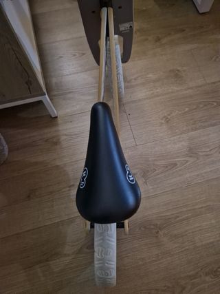 Bicicleta de madera súper ligera sin ped