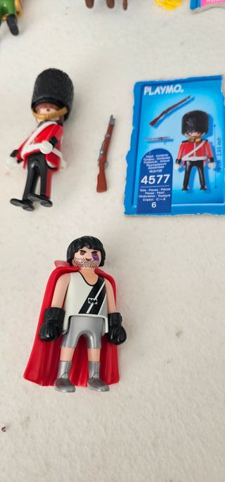 Playmobil 6 muñecos variados