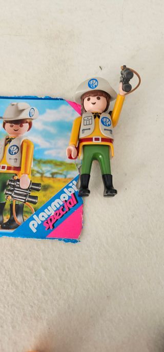 Playmobil 6 muñecos variados