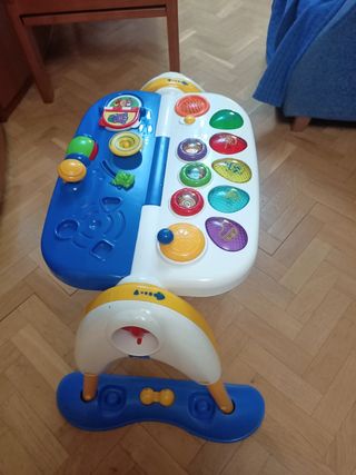 Gimnasio piano, mesa actividades 