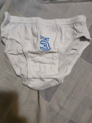 SCUOLA SLIP BIMBO età 9/10,altezza 140