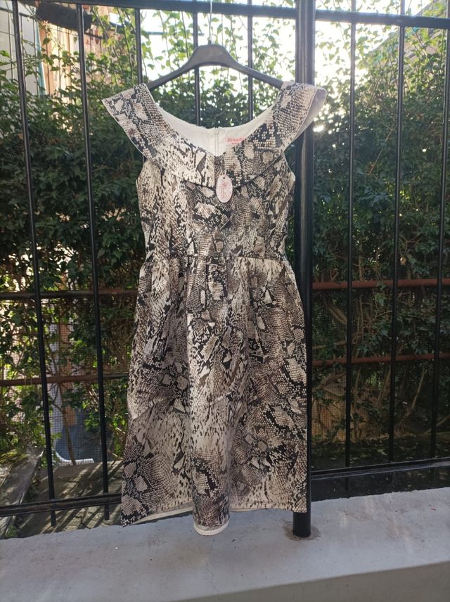 Vestito sartoriale stile anni 50