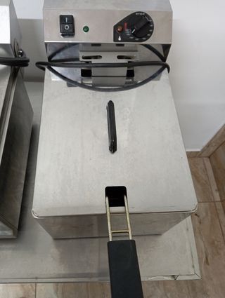 Una freidora industrial