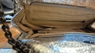 Bolso plateado