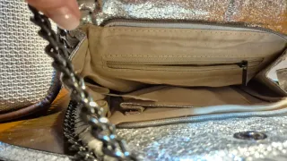 Bolso plateado