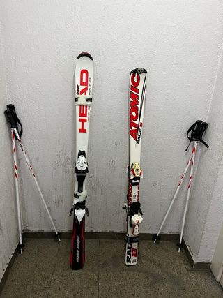 2 pares skis 2 trajes, cascos, palos, gafas, jerse
