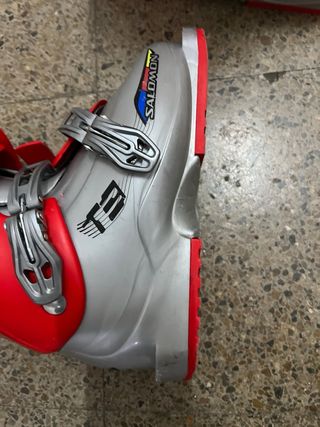 2 pares skis 2 trajes, cascos, palos, gafas, jerse