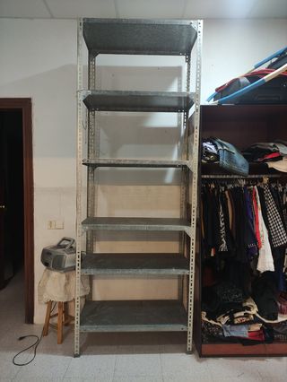 Estantería metálica galvanizada