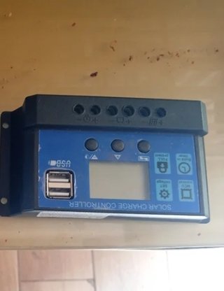 Controlador solar de 10 amperios 12 - 24