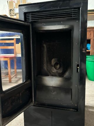 Estufa de Pellet ubicada en Ciudad Real-Provincia-