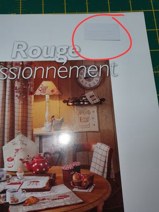 Rouge, passionnément... Broderie-Appliqué-Couture.