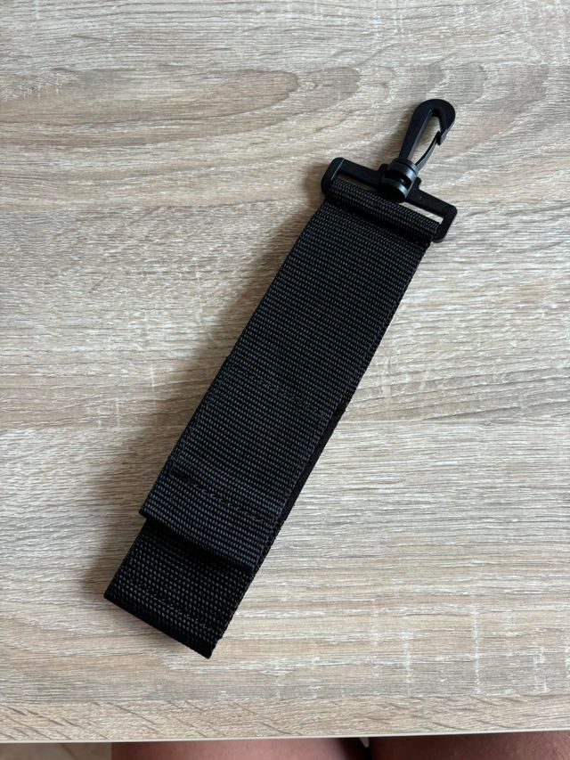Tijeras de buceo con funda protectora